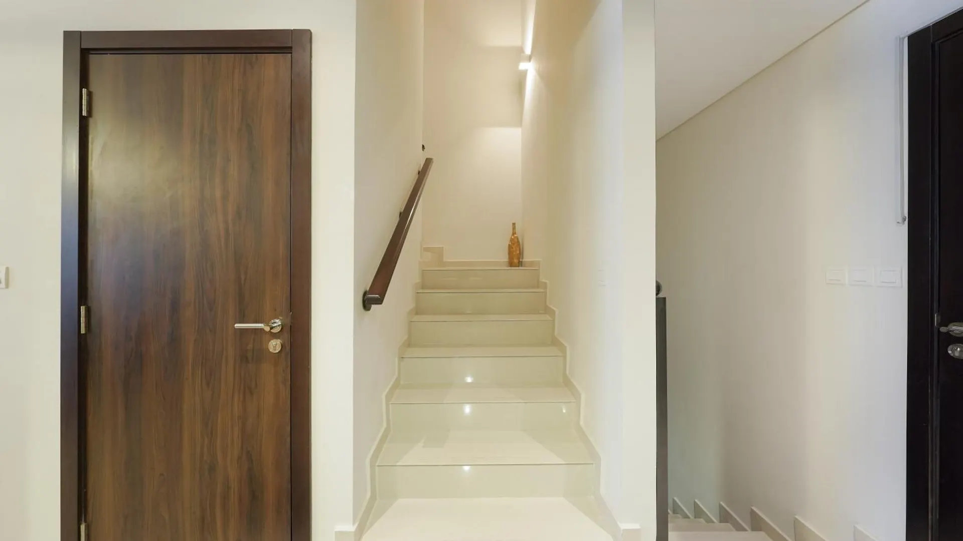 Luxury Villa In Damac Hills 2 Dubai 0*,